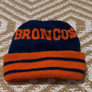 Vintage Denver Broncos cuffed beanie